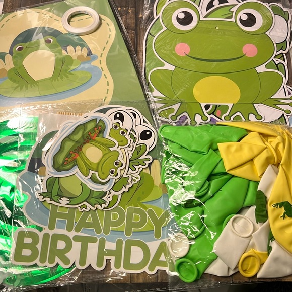 5for$10 Frog Party Supplies Birthday Decorations Banner, Cake Topper, & Balloons - Picture 2 of 12